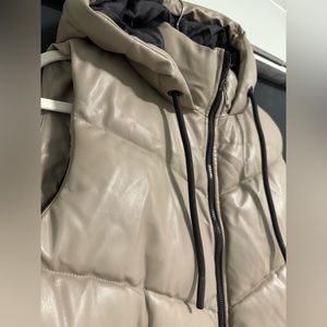Zara | Jackets&Coats | Puffer Vest